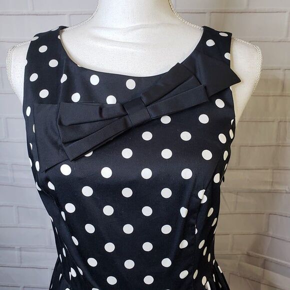 LC Lauren Conrad Dresses & Skirts - Cute Lauren Conrad Black Polka Dot Fit & Flare Dress womens 6 S Sleeveless Bow